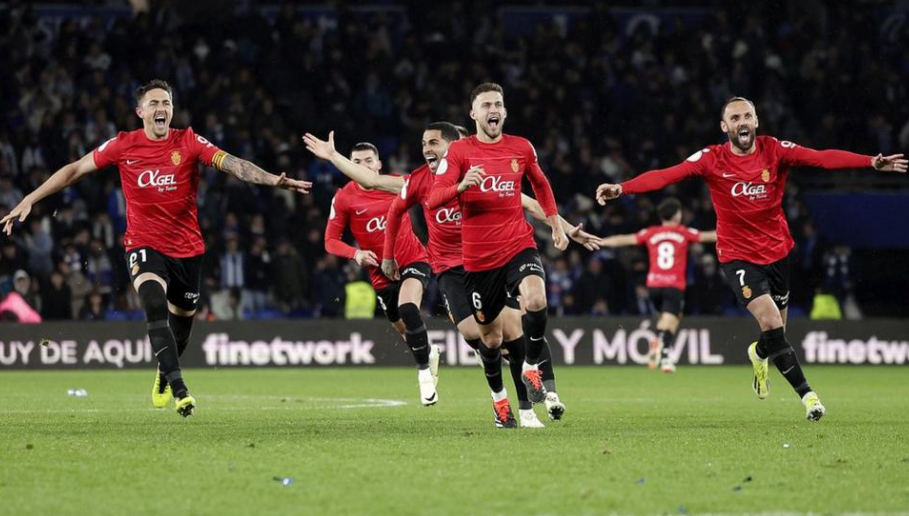 Real Sociedad – Mallorca 1:1 (4:5 im Elfmeterschießen): Mallorca gewinnt das Elfmeterschießen und erreicht das Finale der Copa del Rey